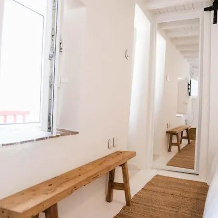 Mooi Boni's Apartment