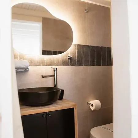 Mooi Boni's Apartment